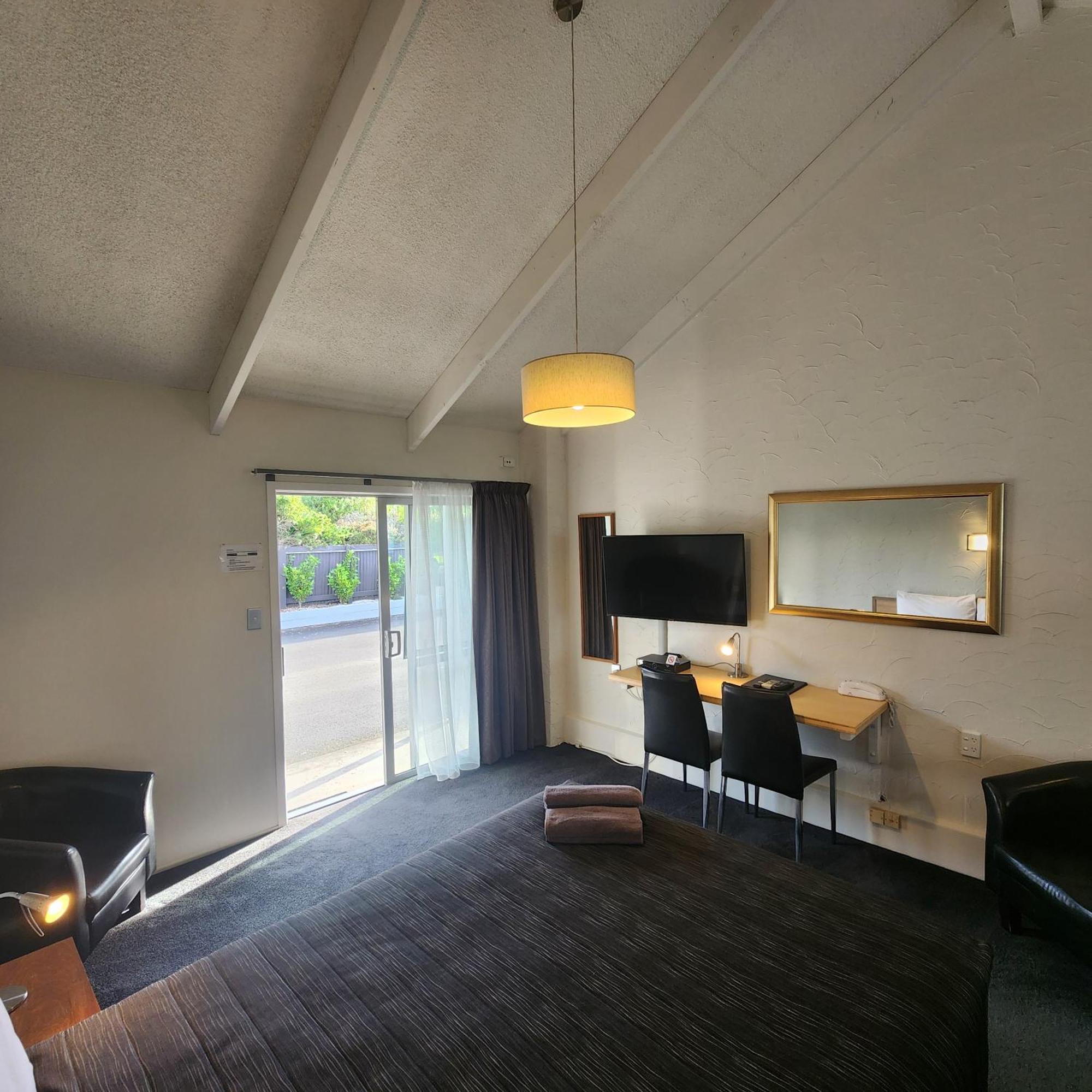 16 นอร์ทเกทมอเตอร์ลอดจ์ Motel นิวพลีมัธ ภายนอก รูปภาพ